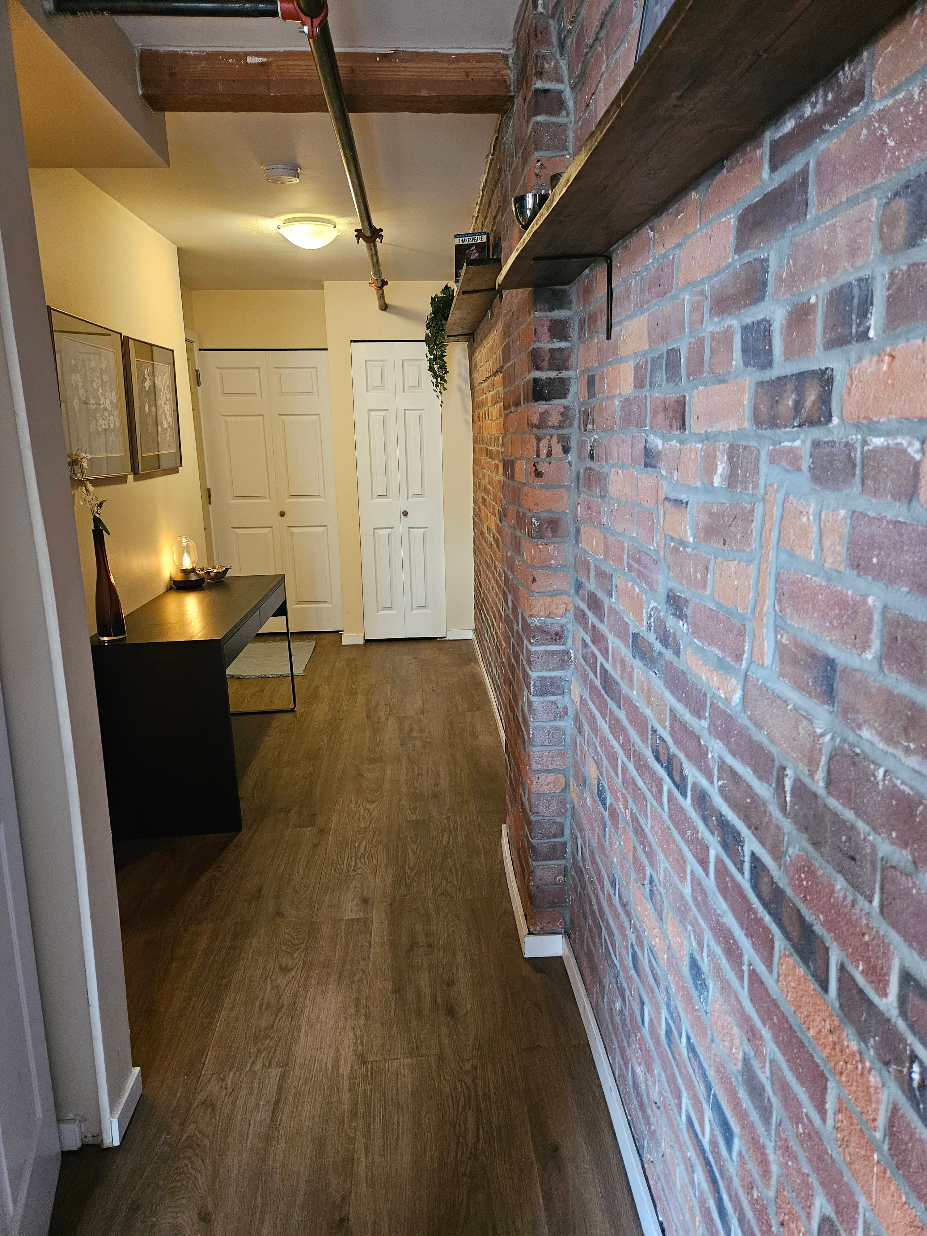 40 Powell #408 - Cozy Studio in Gastown