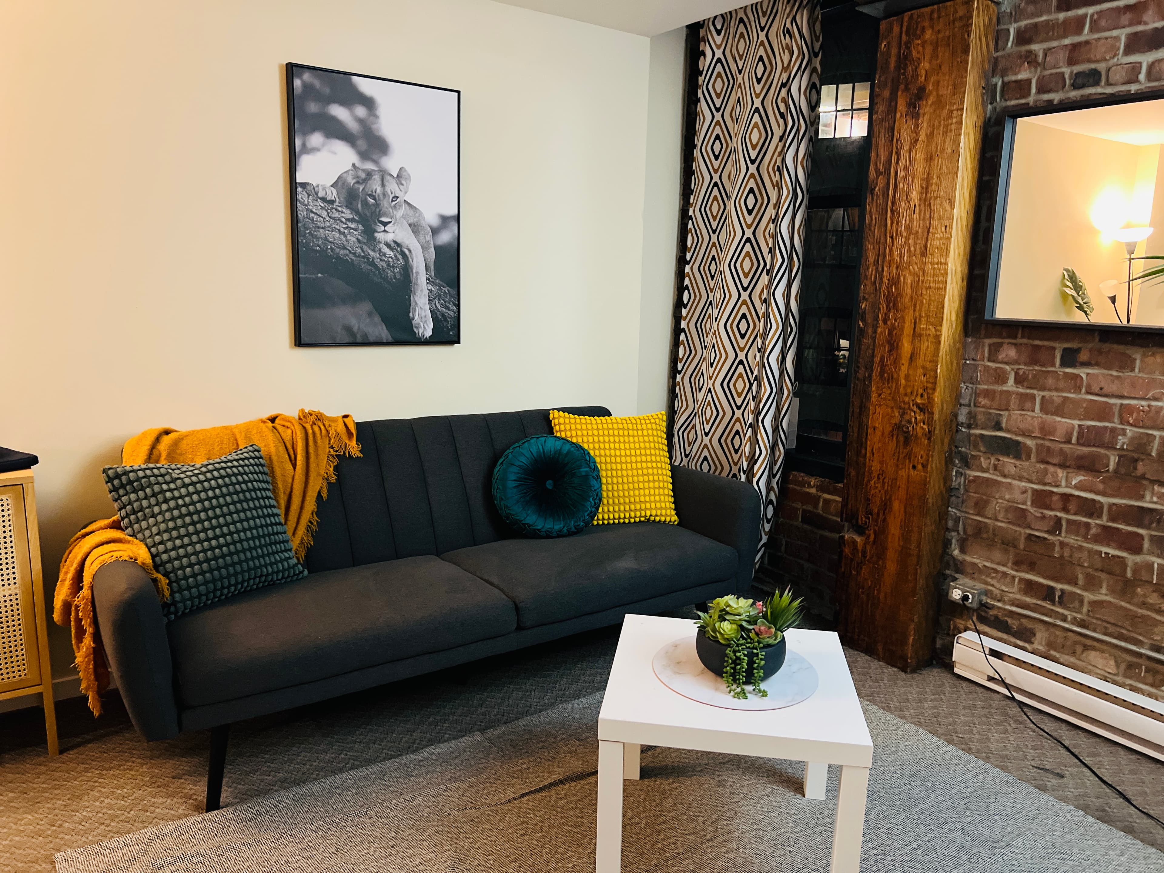 40 Powell #501 - Modern 1BR in Gastown