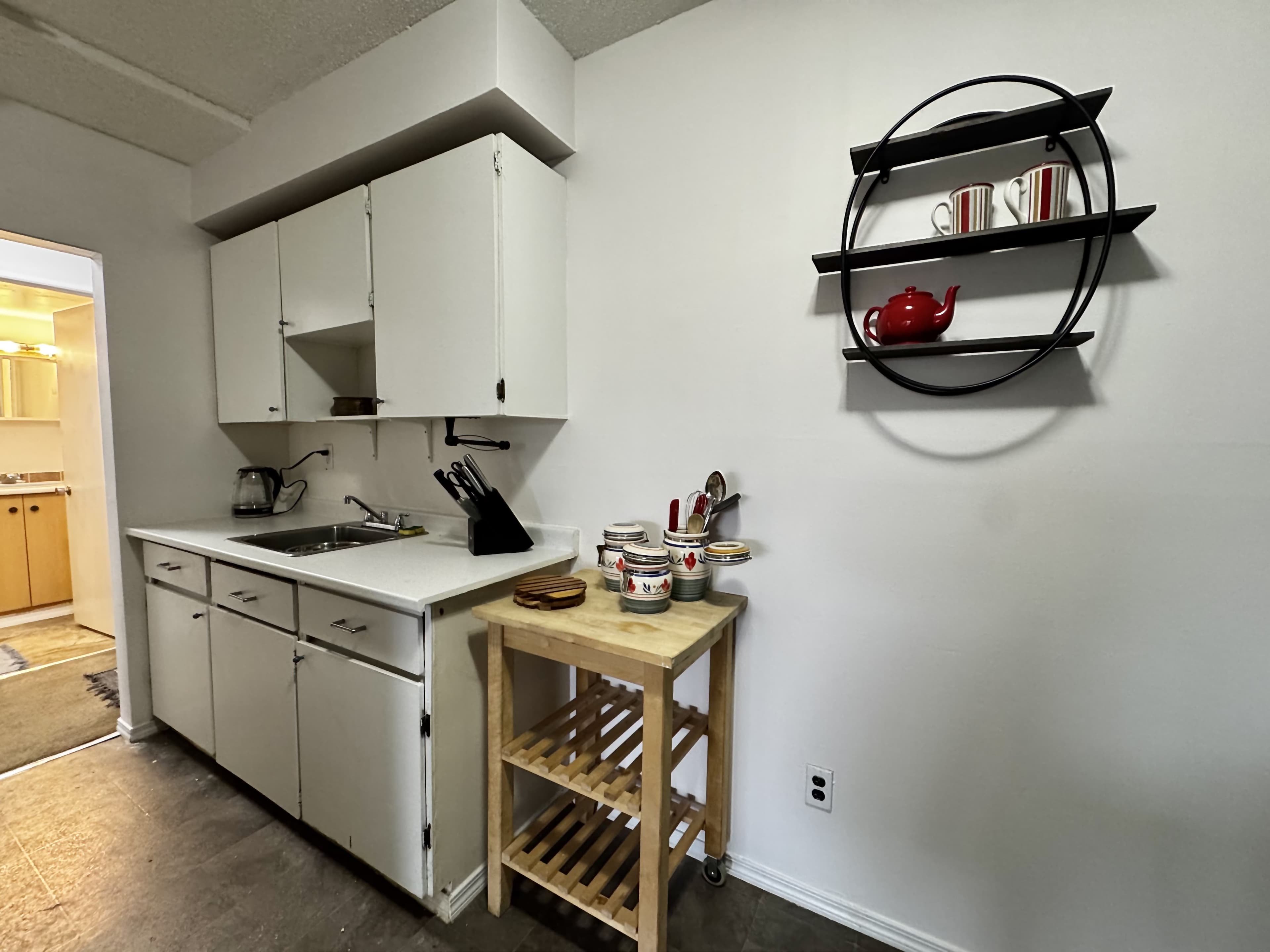 801 E 6th - Furnished 1 BR in Mount Pleasant 