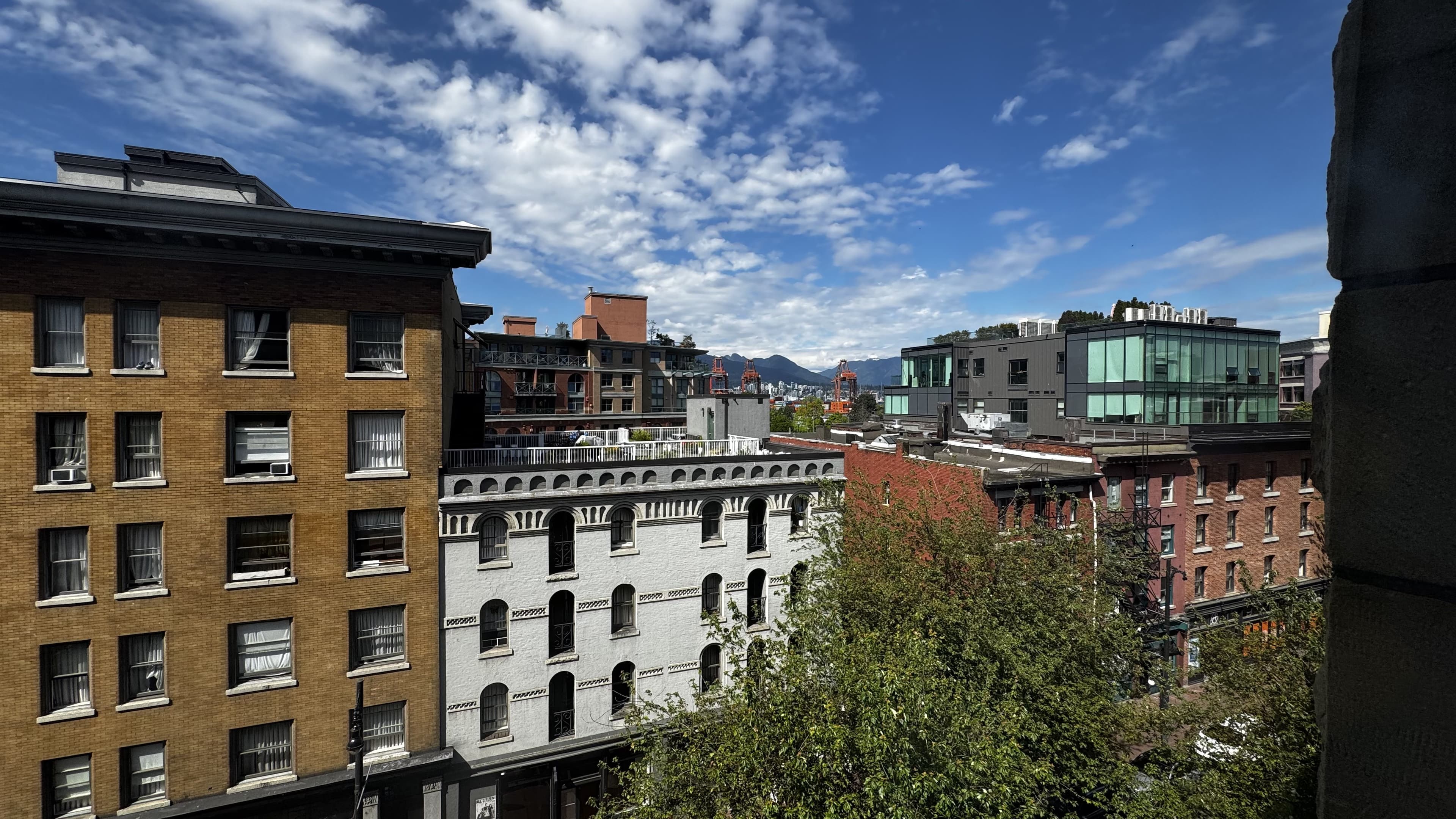 40 Powell #501 - Modern 1BR in Gastown